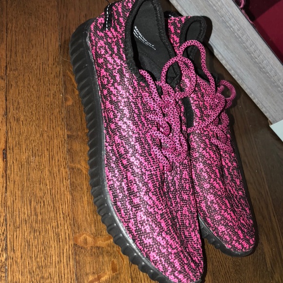 Sneakers - Picture 2 of 2